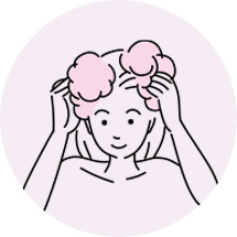 カラーシャンプーの使い方 カラーシャンプーを手に取り、泡立てる