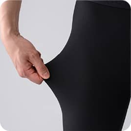 れた伸縮性と通気性