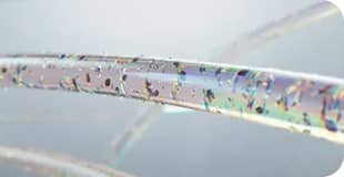 8つの天然鉱石を練り込んだ特殊繊維