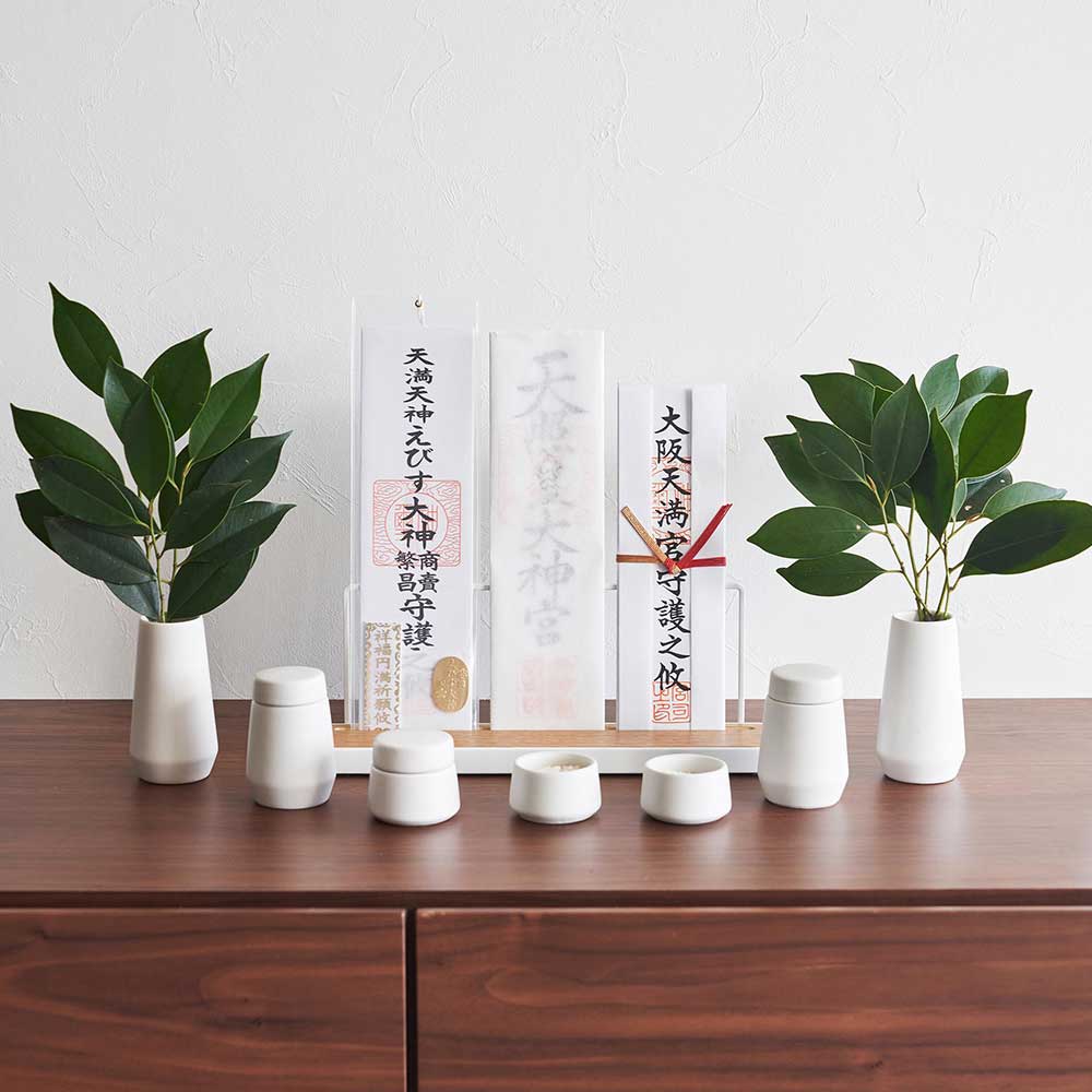 KAZAKHSTAN PAVILION メダル　化粧箱付き 正規販売店】神具 タワー 7点セット ホワイト 山崎実業 tower 榊立て