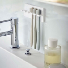 歯ブラシ収納・コップ